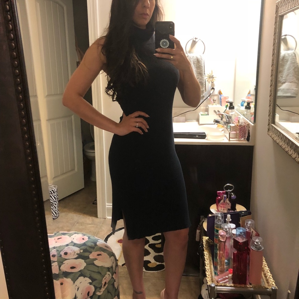 Meet your Posher, Alexis